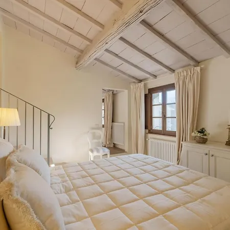 Bed & Breakfast Rivo Della Corte 4*
